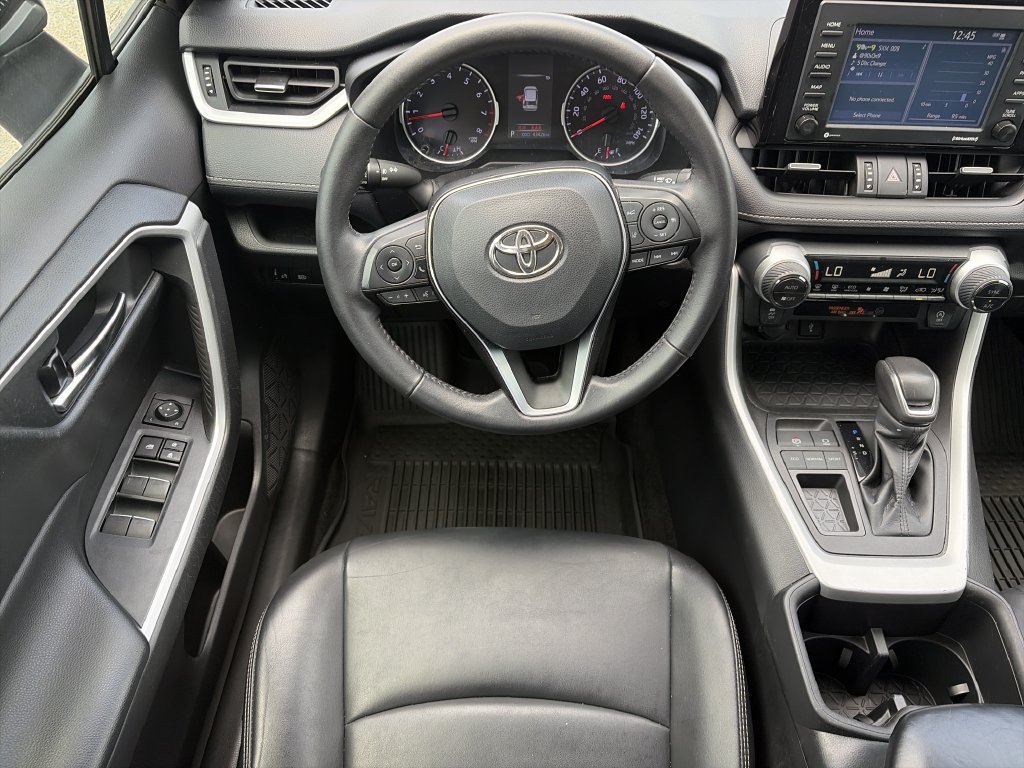 Used 2022 Gray Toyota XLE Premium image 14