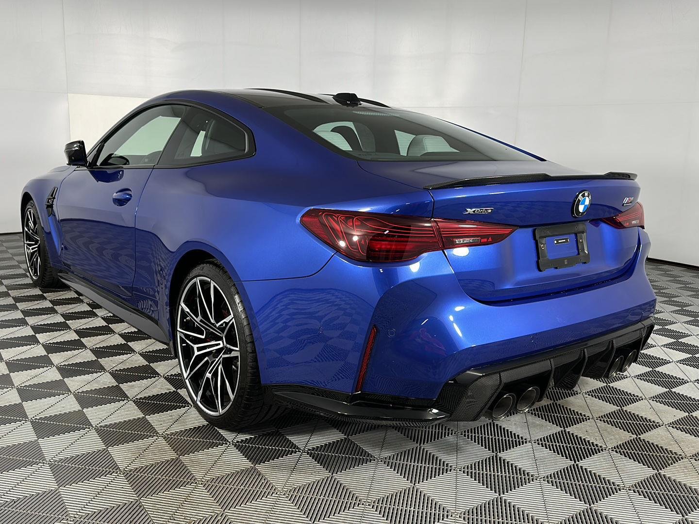Used 2027 Portimao Blue Metallic BMW Competition xDrive image 23