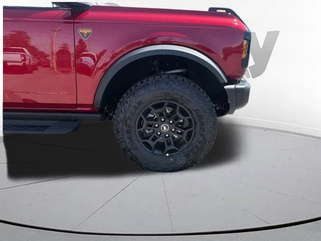 New 2026 Ruby Red Metallic Tinted Clearcoat Ford Badlands® image 26