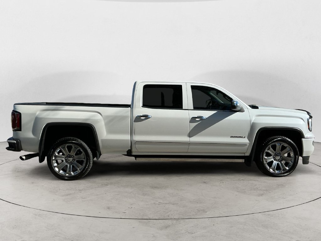 Used 2017 White GMC Denali image 7
