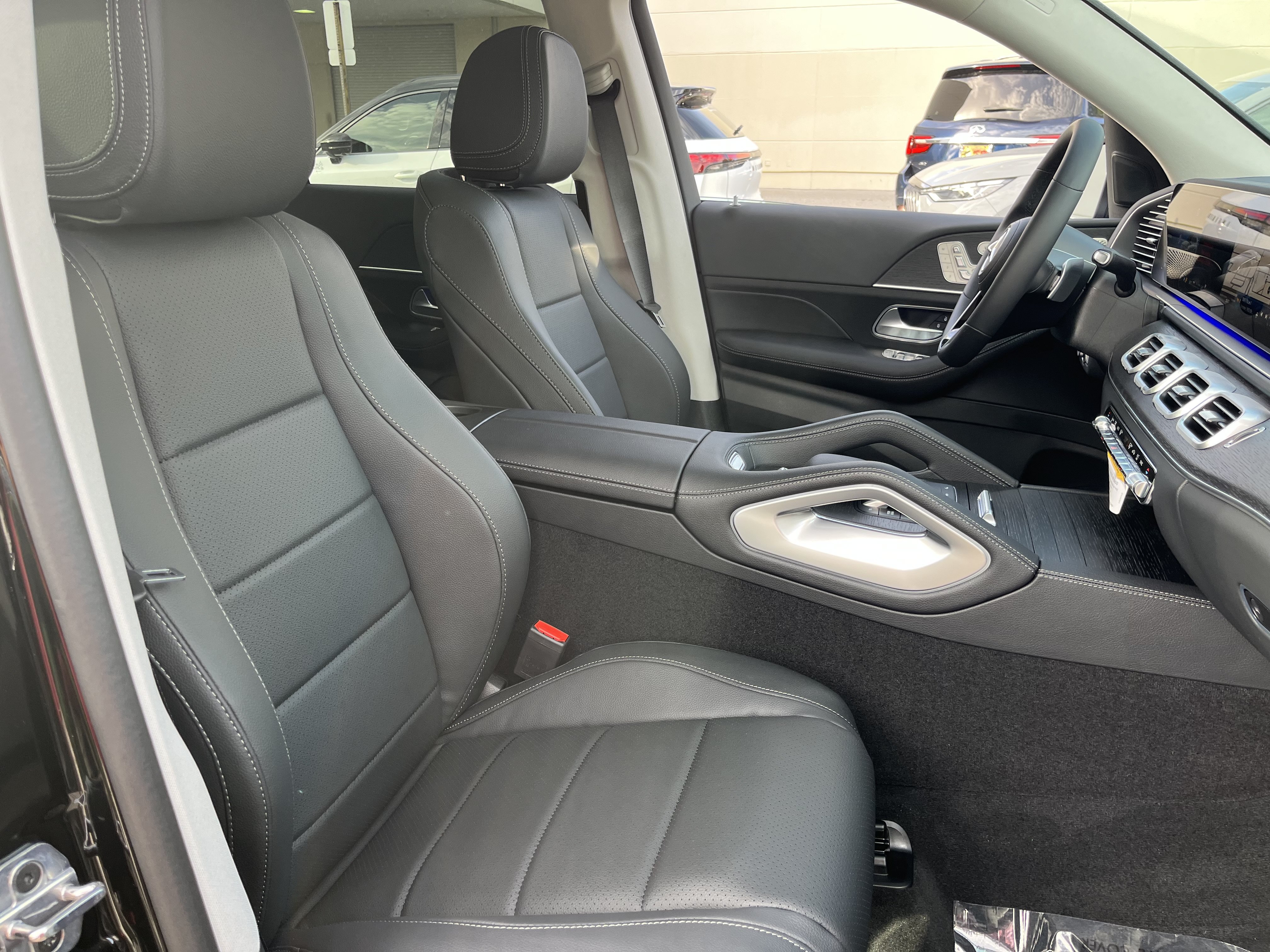 New 2026 Black Mercedes-Benz GLS 450 image 21