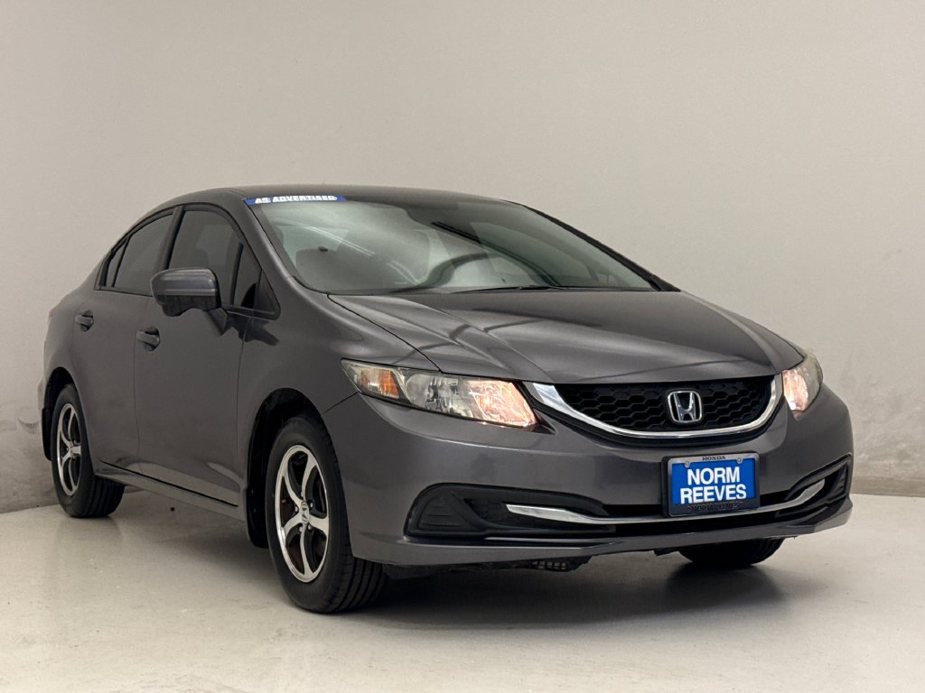 Used 2015 Alabaster Silver Metallic Honda SE image 4
