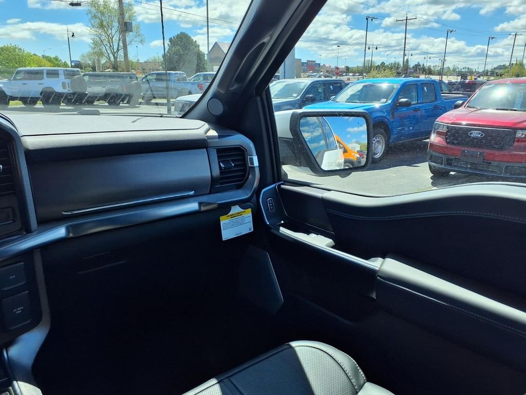 New 2026 Star White Metallic Tri-Coat Ford Platinum® image 26