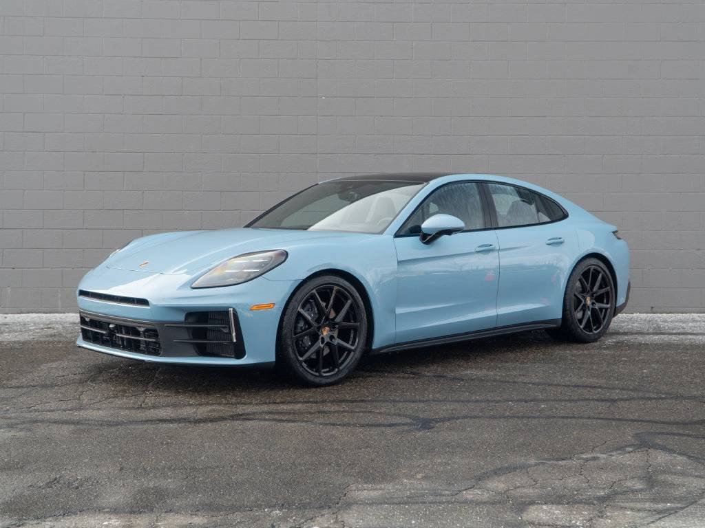 2026 Porsche Panamera