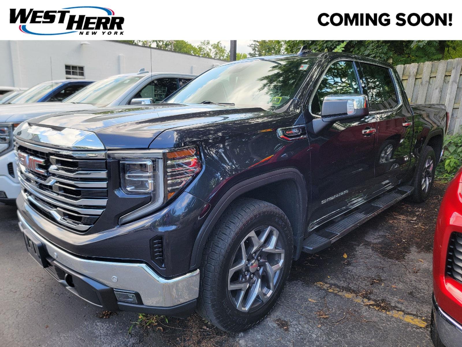 Used 2022 Titanium Rush Metallic GMC SLT image 1