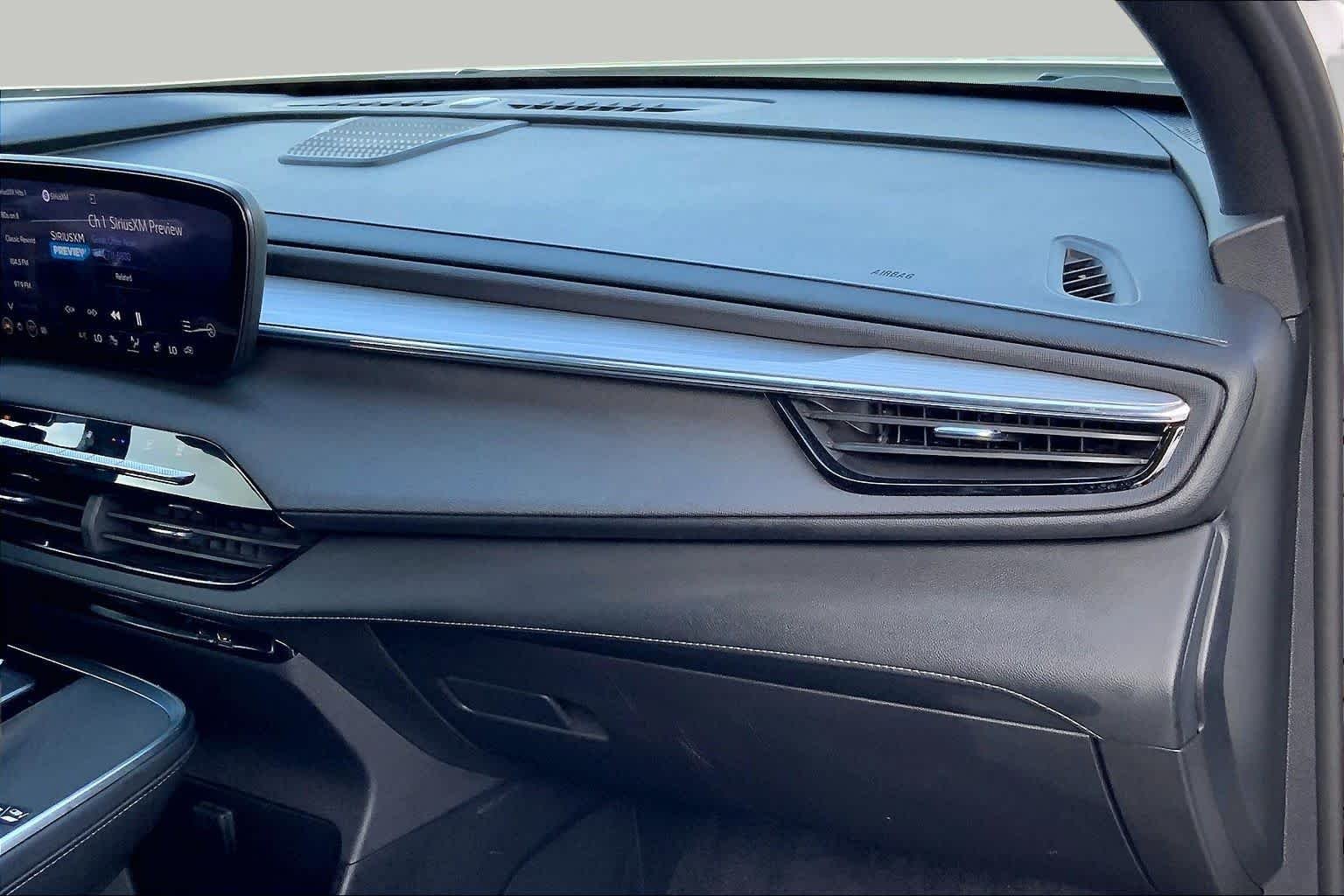 2026 Buick Enclave Preferred - Photo 18