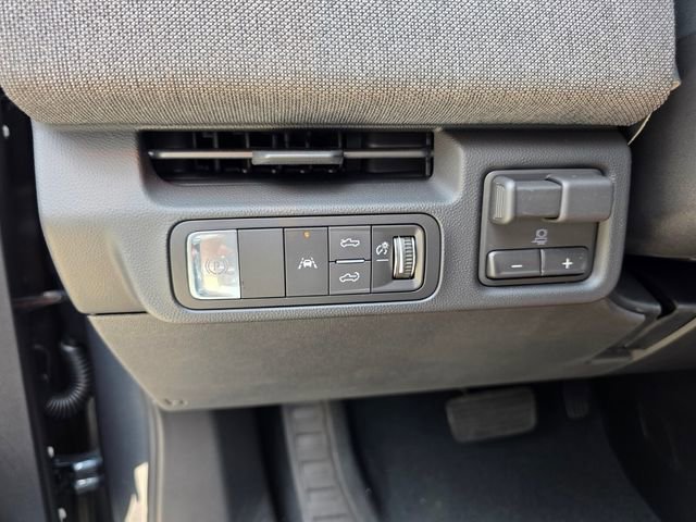 2026 GMC Sierra EV Elevation - Photo 28