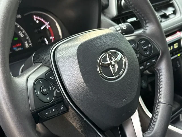 Used 2024 Gray Toyota XLE Premium image 29