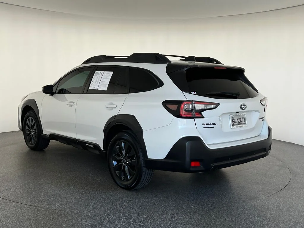 Used 2023 White Subaru Onyx Edition XT image 6