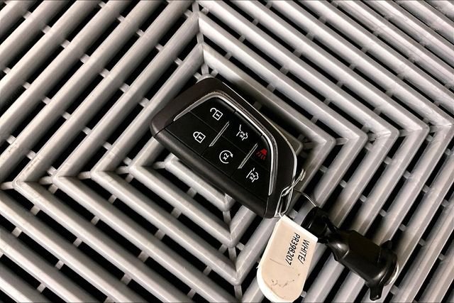 2023 Cadillac Escalade Premium Luxury - Photo 11