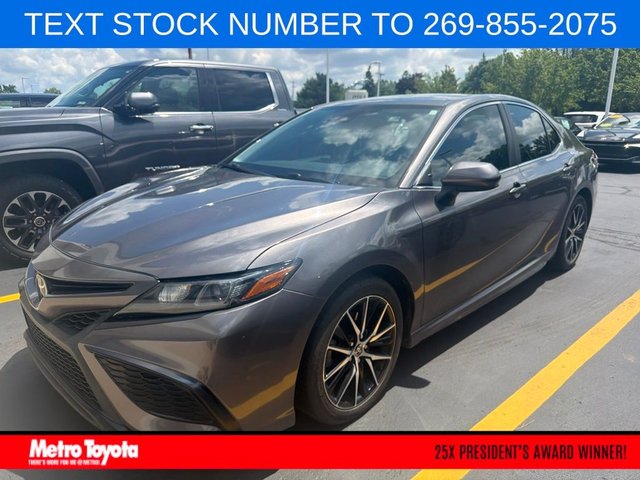 2021 Toyota Camry SE