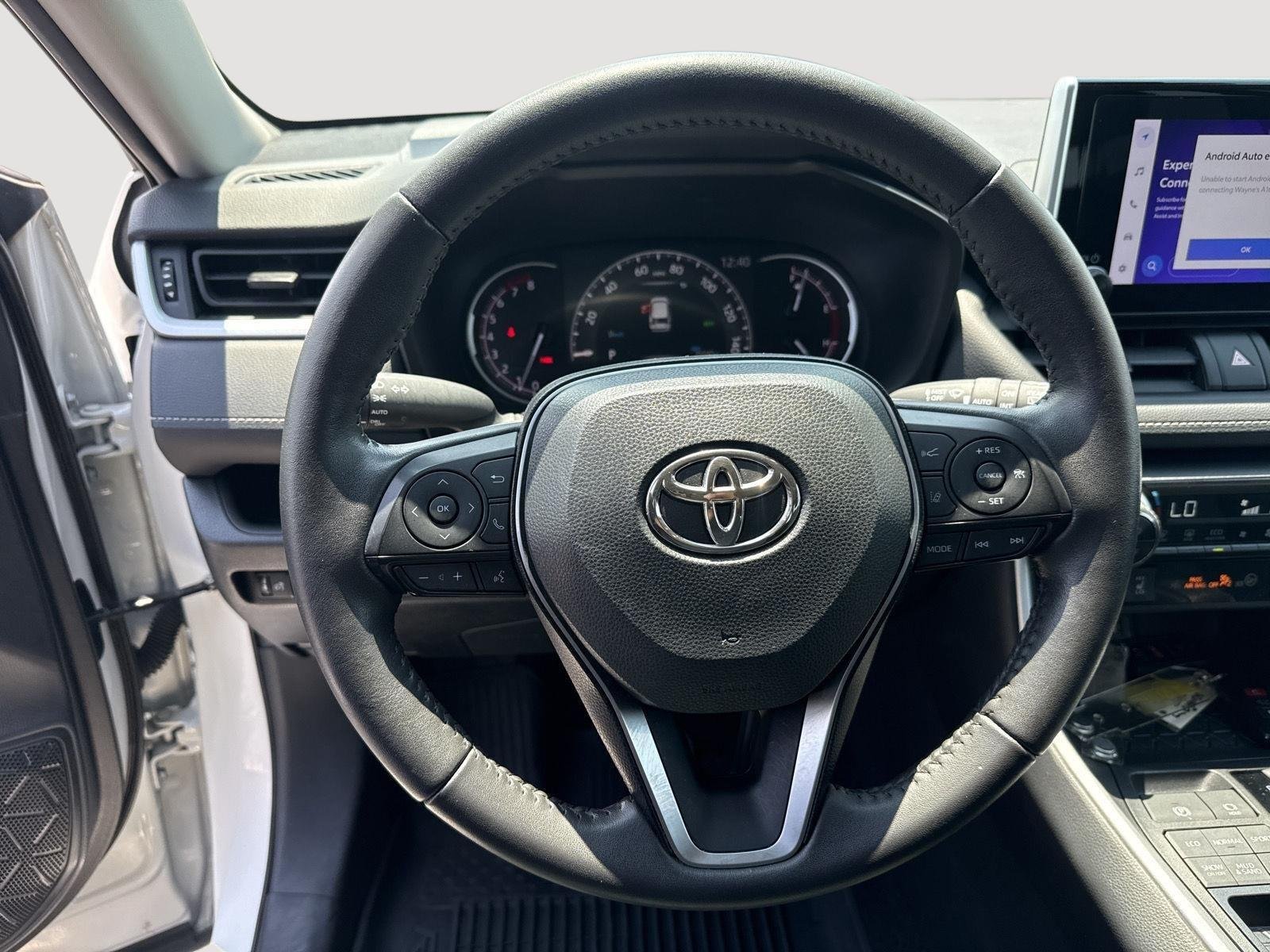 Used 2024 Ice Cap Toyota XLE image 18