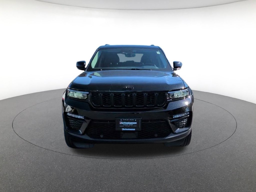 Certified Used 2023 Diamond Black Jeep Limited image 2