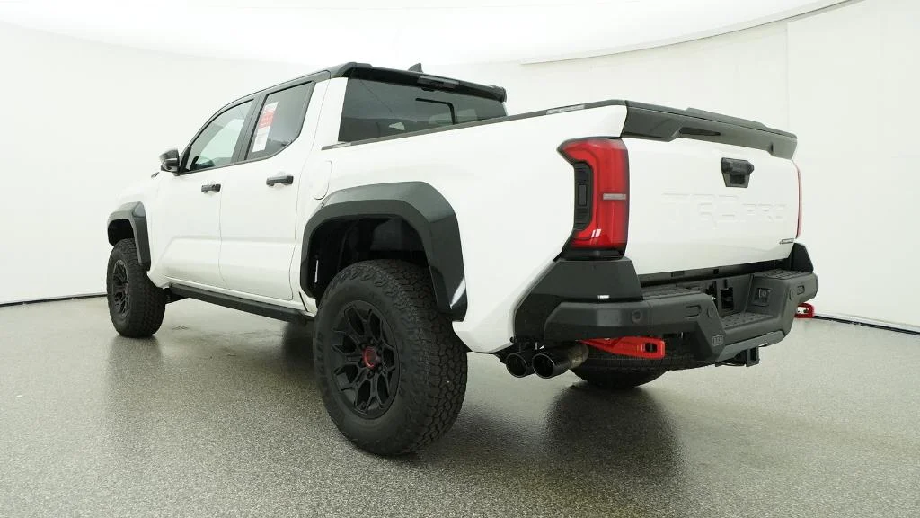 2026 Toyota Tacoma TRD Pro - Photo 16