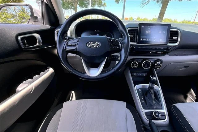 Used 2023 Ceramic White Hyundai SEL image 5