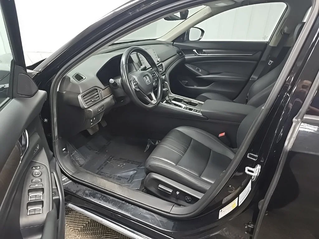 Used 2022 Black Honda EX-L image 29