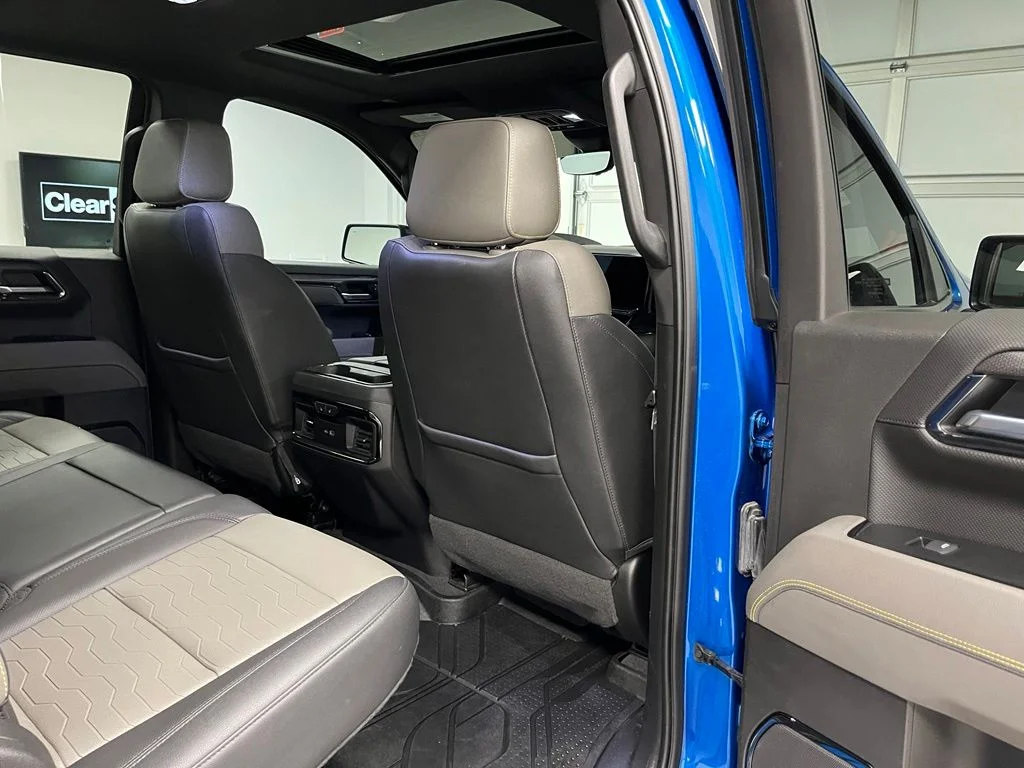 Used 2022 Blue Chevrolet ZR2 image 49