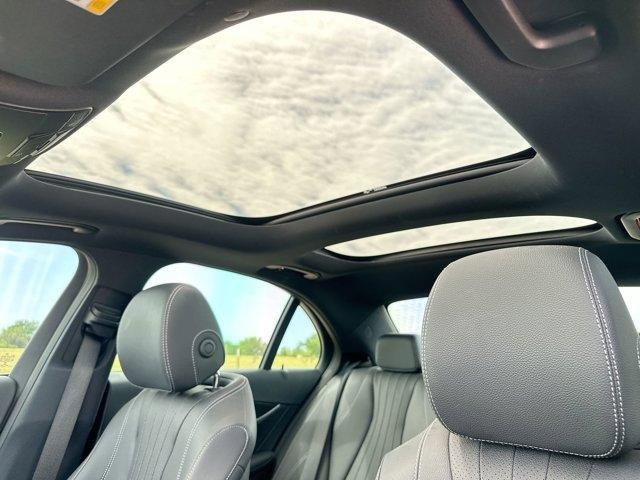 2021 Mercedes-Benz E-Class E350 - Photo 16