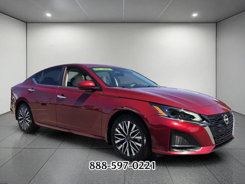 Used 2024 Scarlet NISSAN 2.5 SV image 7