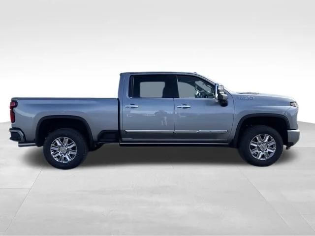 New 2026 Sterling Gray Metallic Chevrolet High Country image 6