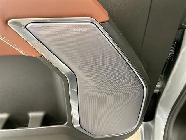 Used 2025 Sterling Metallic GMC Denali Ultimate image 25