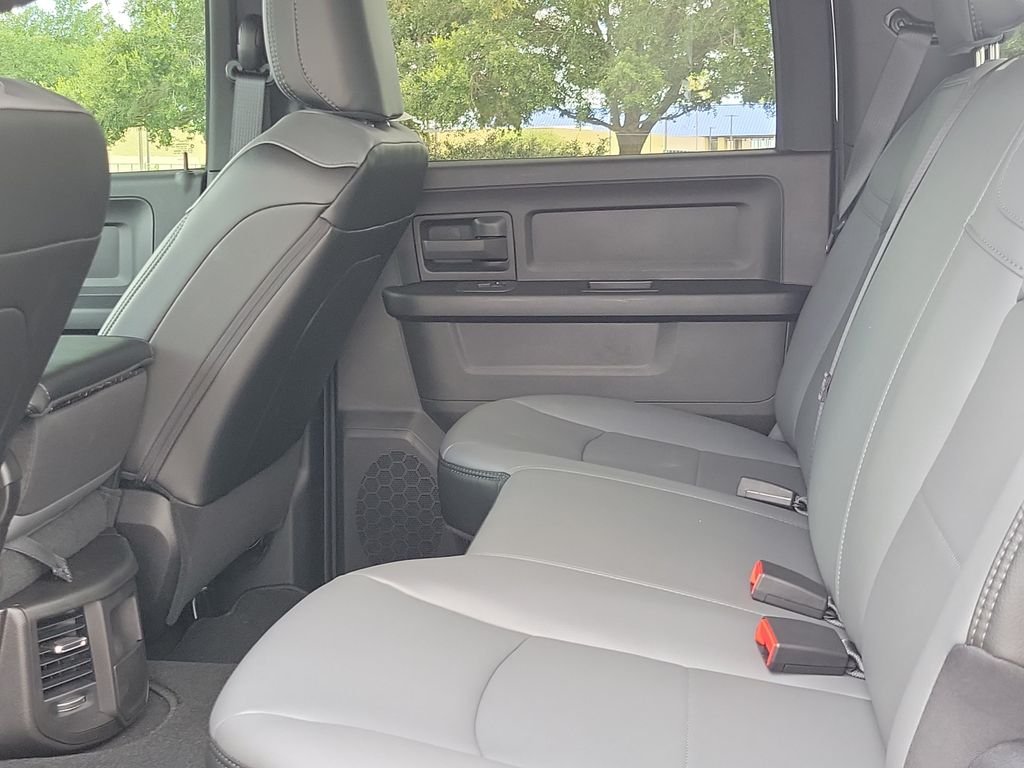 2026 RAM 3500 Tradesman - Photo 9
