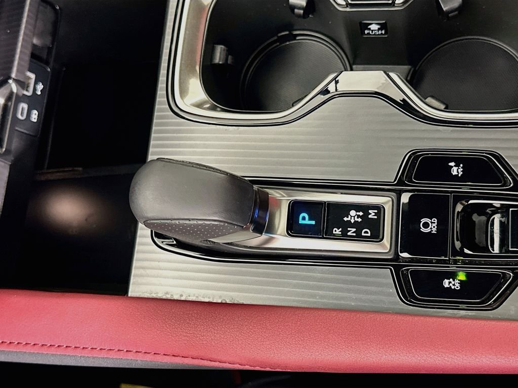 Used 2024 Ultra White Lexus 500h F SPORT Performance image 17