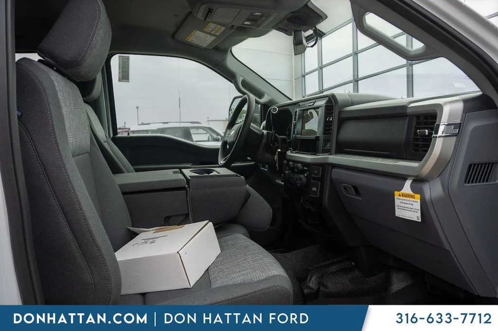 New 2026 Oxford White Ford F-350® XLT image 23