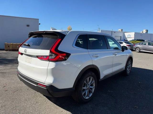 Certified Used 2023 Platinum White Pearl Honda EX-L image 5