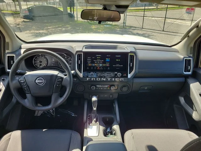 Used 2025 White Nissan SV image 22
