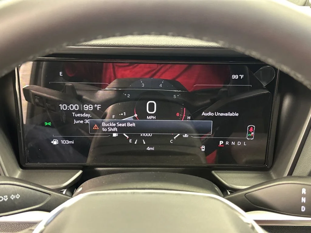 New 2027 Summit White GMC Elevation image 34