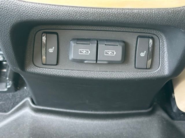 Used 2021 White Acura Advance Package image 29