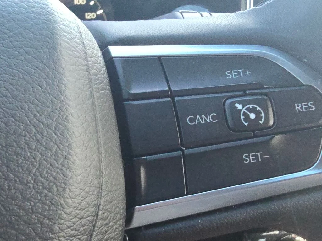 Certified Used 2024 White Jeep Latitude image 24