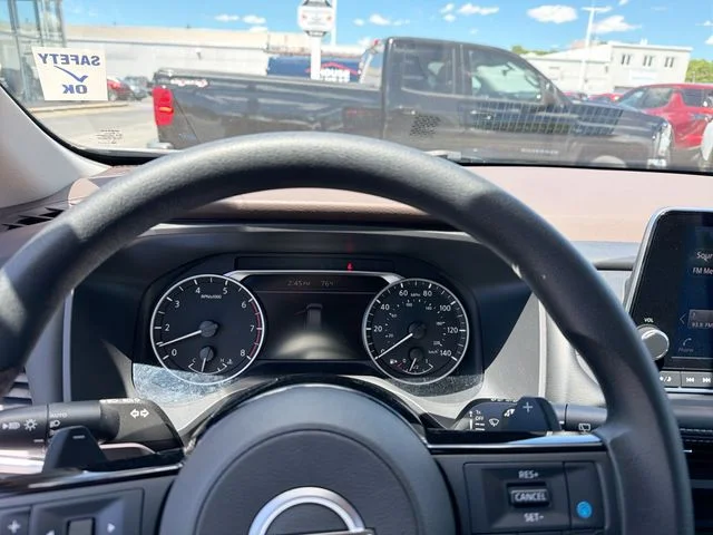 Used 2023 Silver Nissan SV image 11