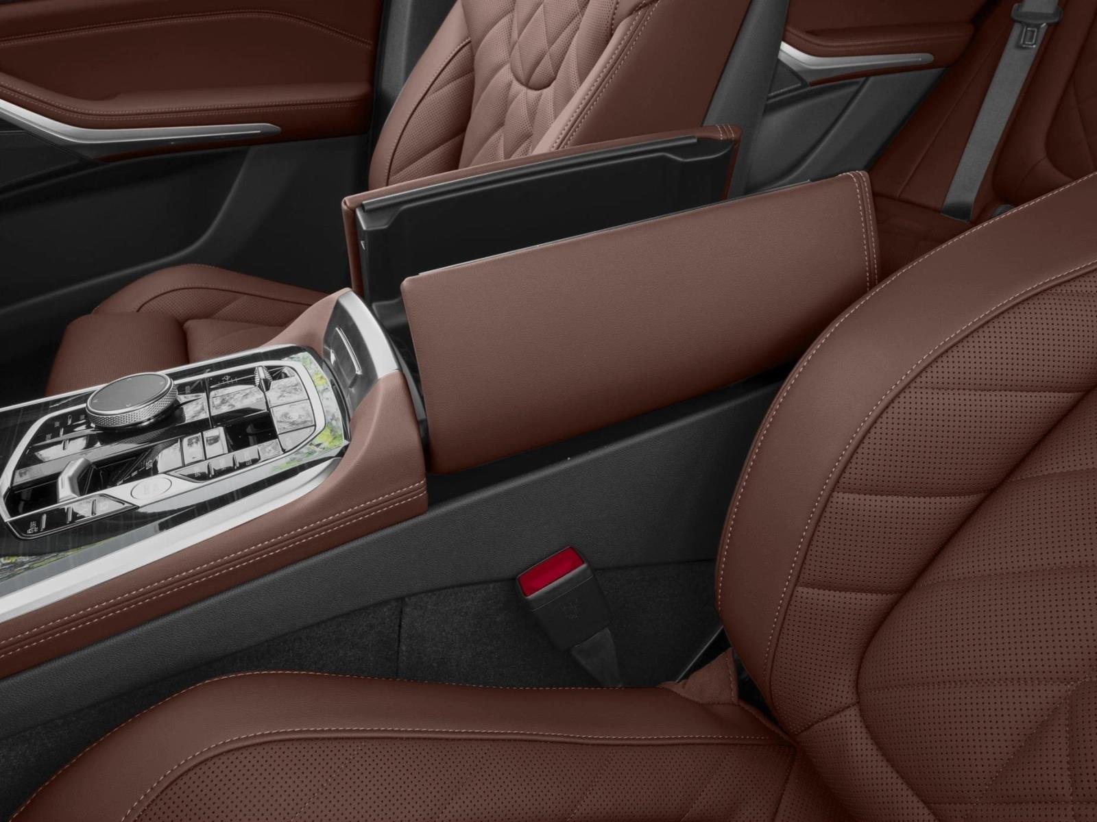 Used 2026 Skyscraper Grey Metallic BMW xDrive50e image 10