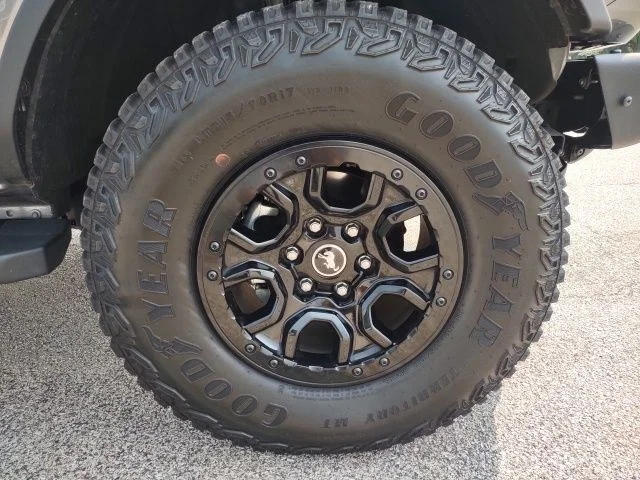 Certified Used 2024 Gray Metallic Ford Wildtrak image 24