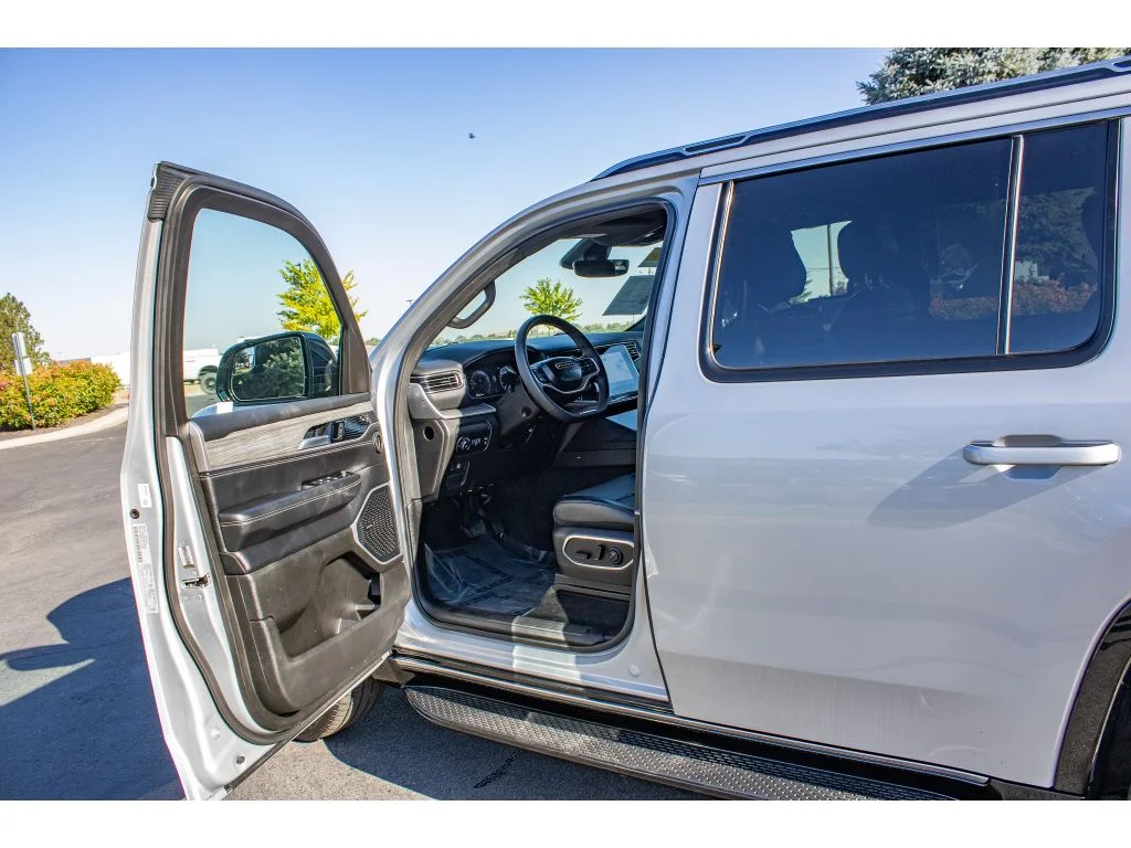 Used 2024 Silver Zynith Jeep Series III image 28