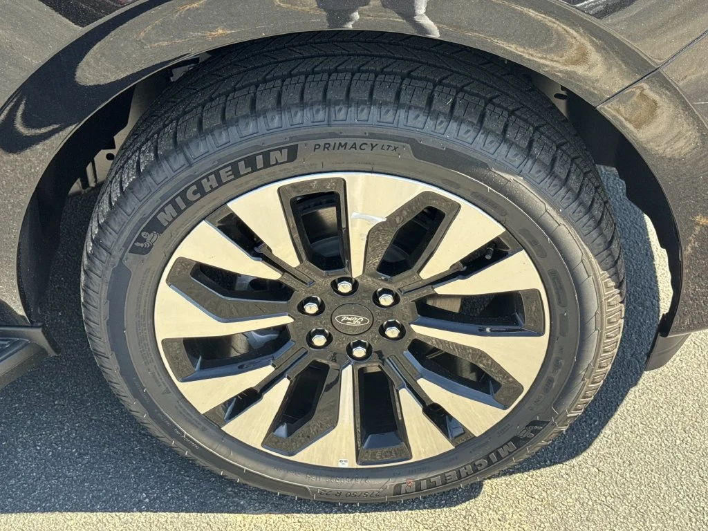 New 2027 Black Ford Platinum image 12
