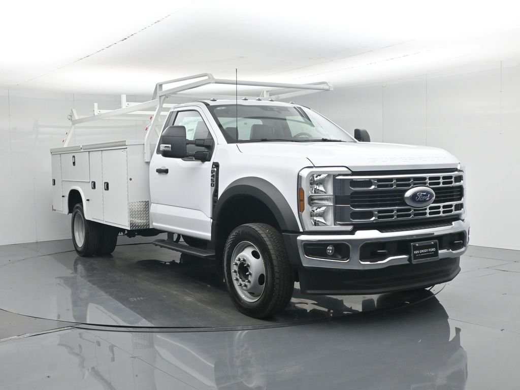 2025 Ford F-450 XL Regular Cab 169-In DRW's photo