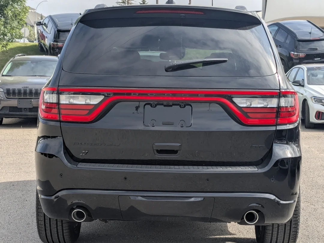 New 2026 Black Dodge GT HEMI V8 Plus - - AWD - Blacktop Package - 5.7L HEMI V8 - Adaptive Cruise Control & More! image 7