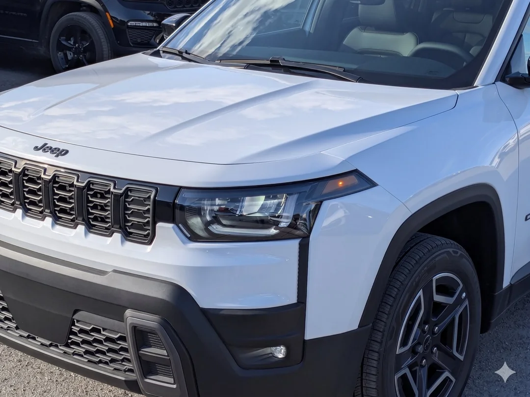 New 2026 White Jeep Limited - - 4x4 - Hybrid - Limited Pkg (23G) - Tech Group - Mopar Interior Protection Pkg & More! image 10