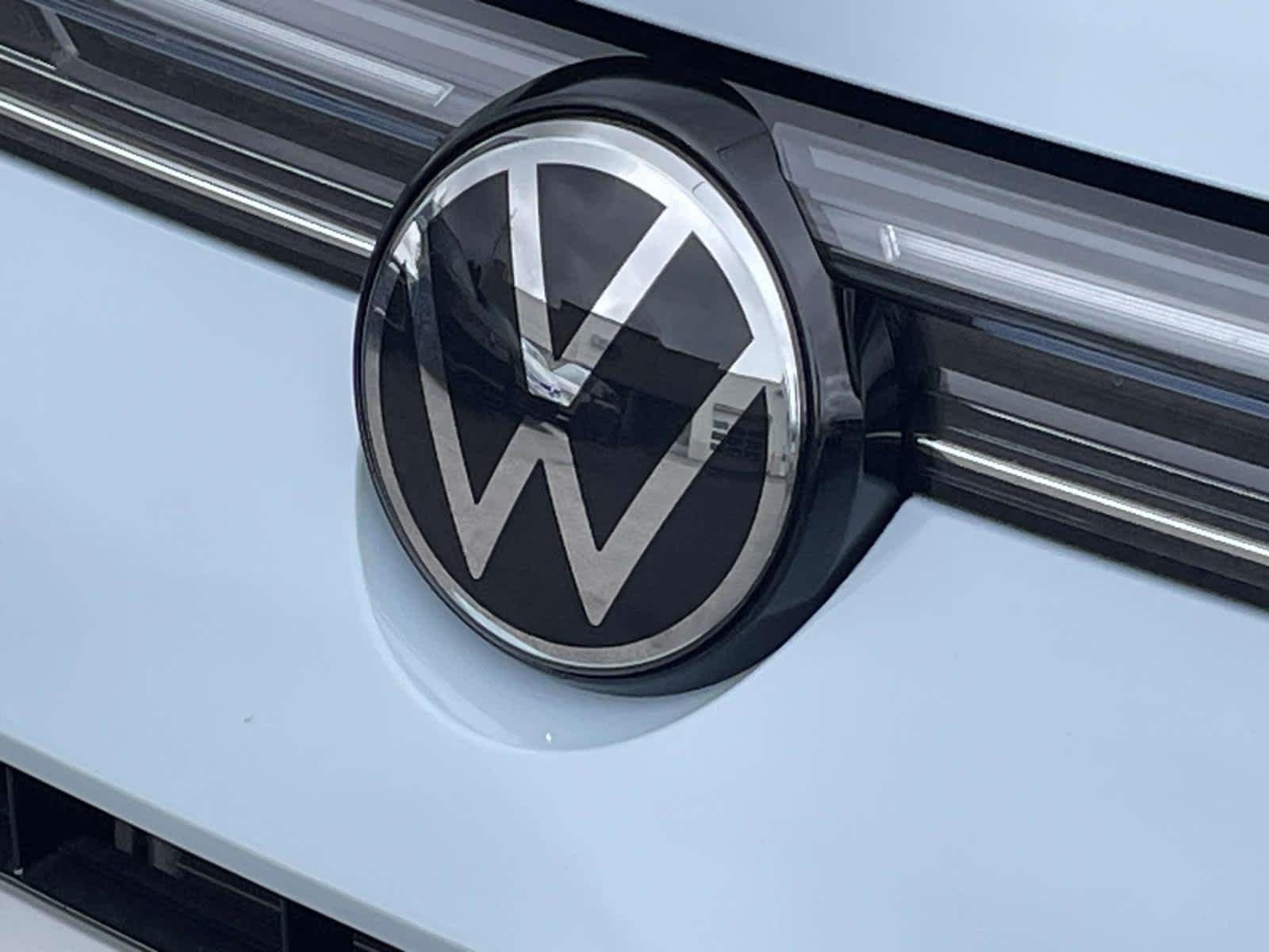 New 2027 9728/ Volkswagen SEL image 14