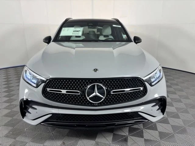 New 2026 MANUFAKTUR Alpine Grey Mercedes-Benz GLC 300 image 44