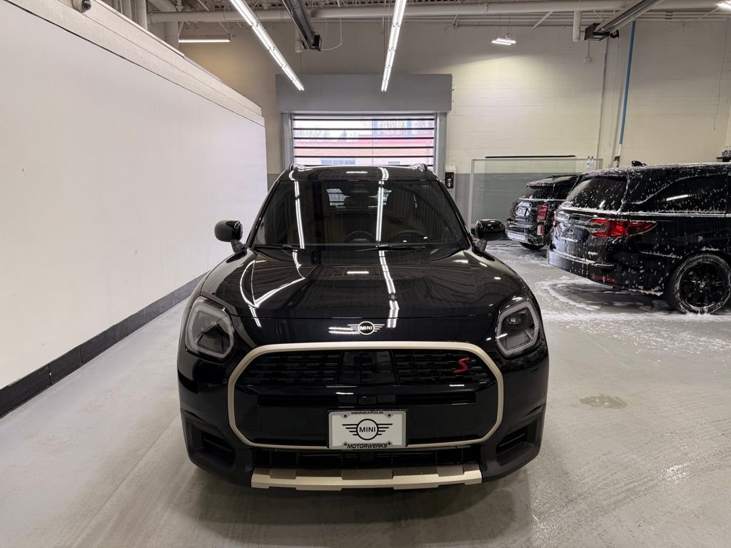 New 2026 Midnight Black II Metallic MINI  image 8