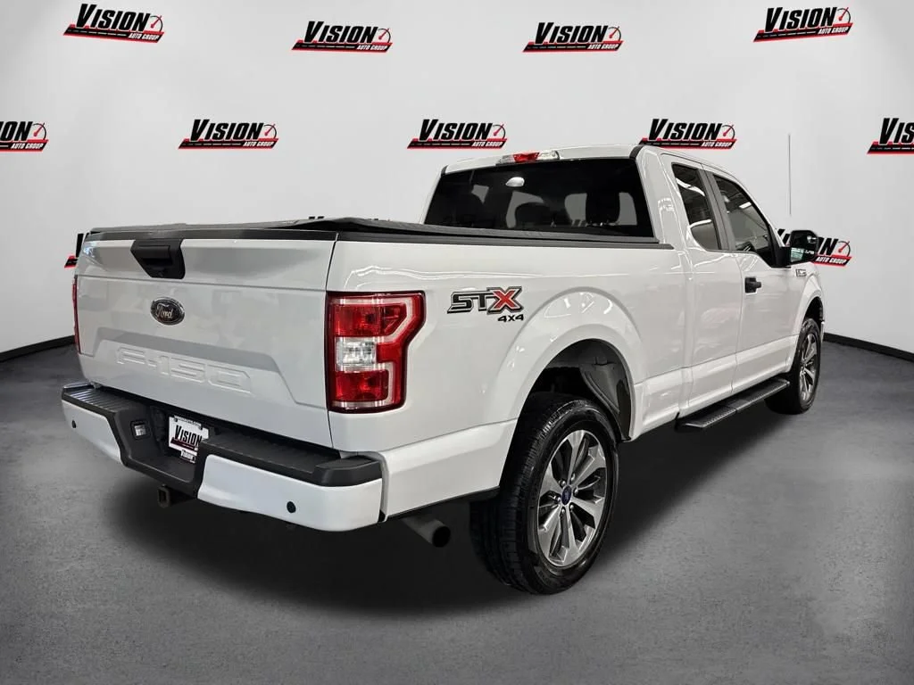 Used 2020 White Ford XL image 5