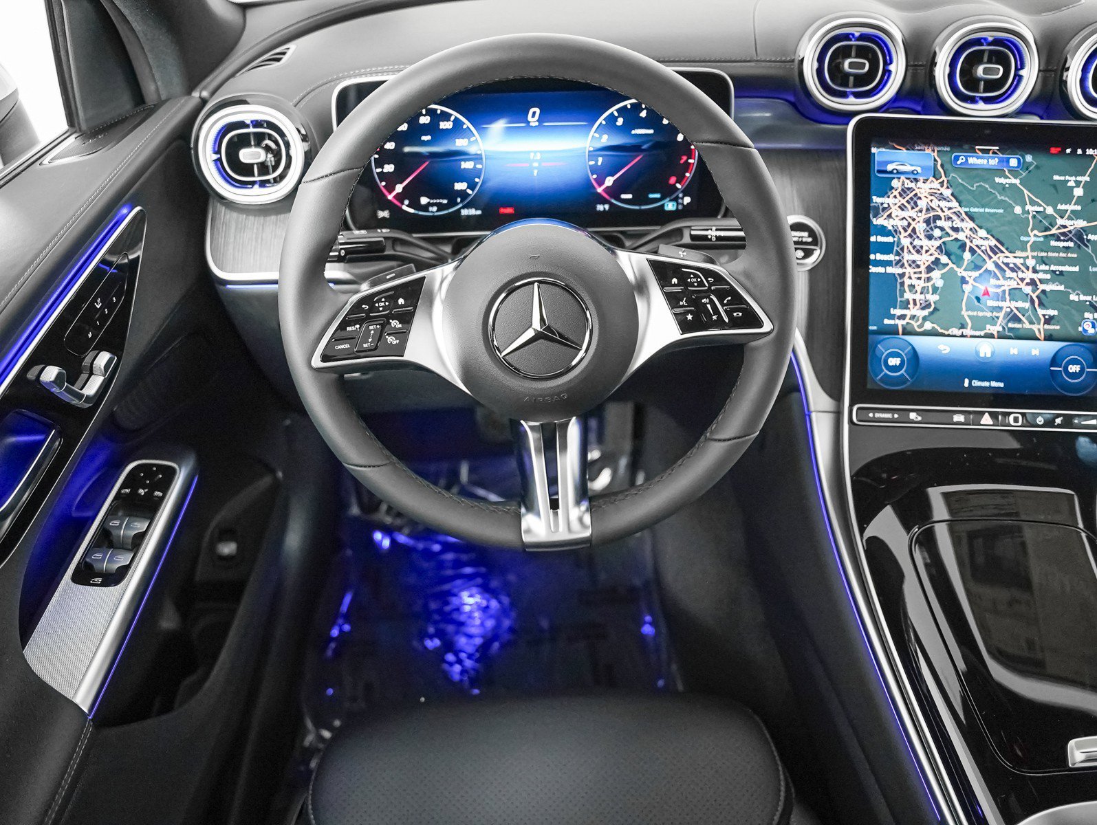 New 2026 Polar White Mercedes-Benz GLC 300 image 14