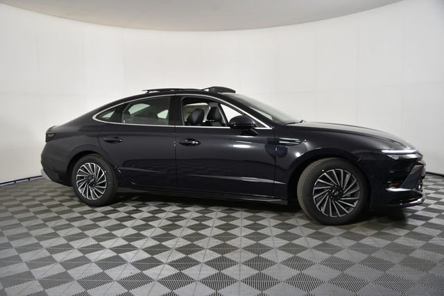 New 2026 Blue Hyundai Limited image 4