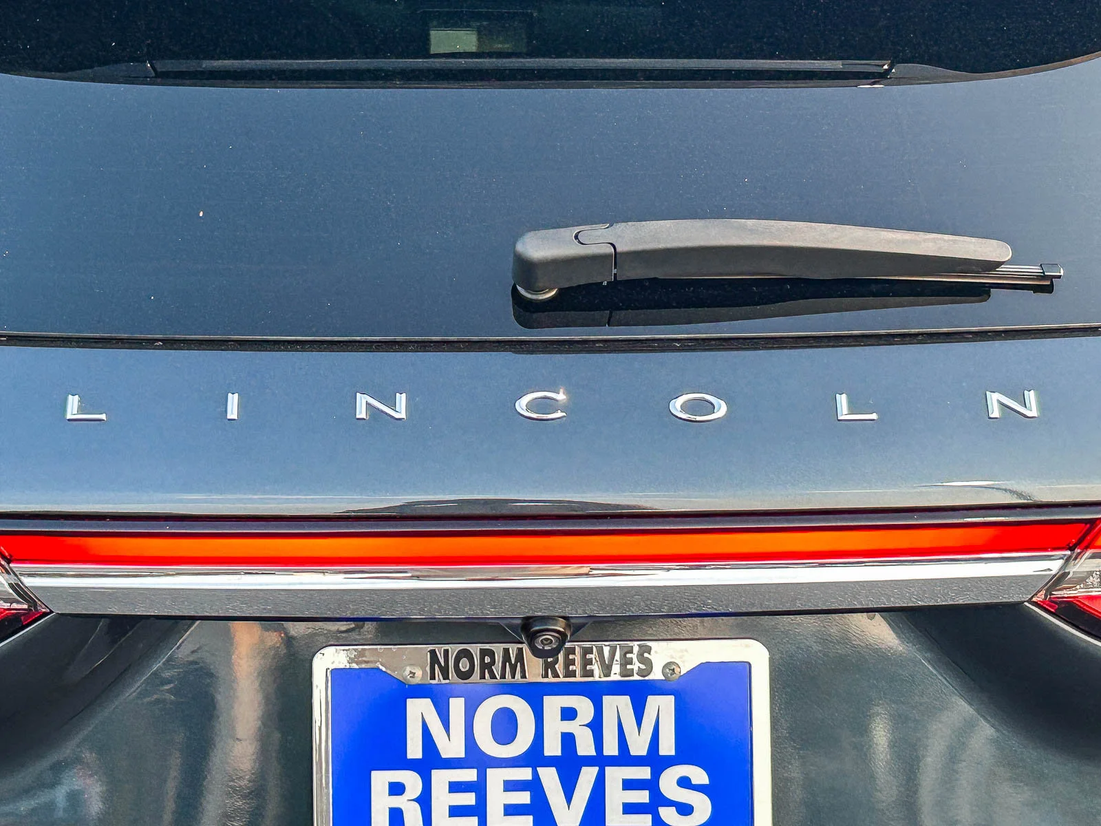 Used 2020 Blue Lincoln Reserve image 12