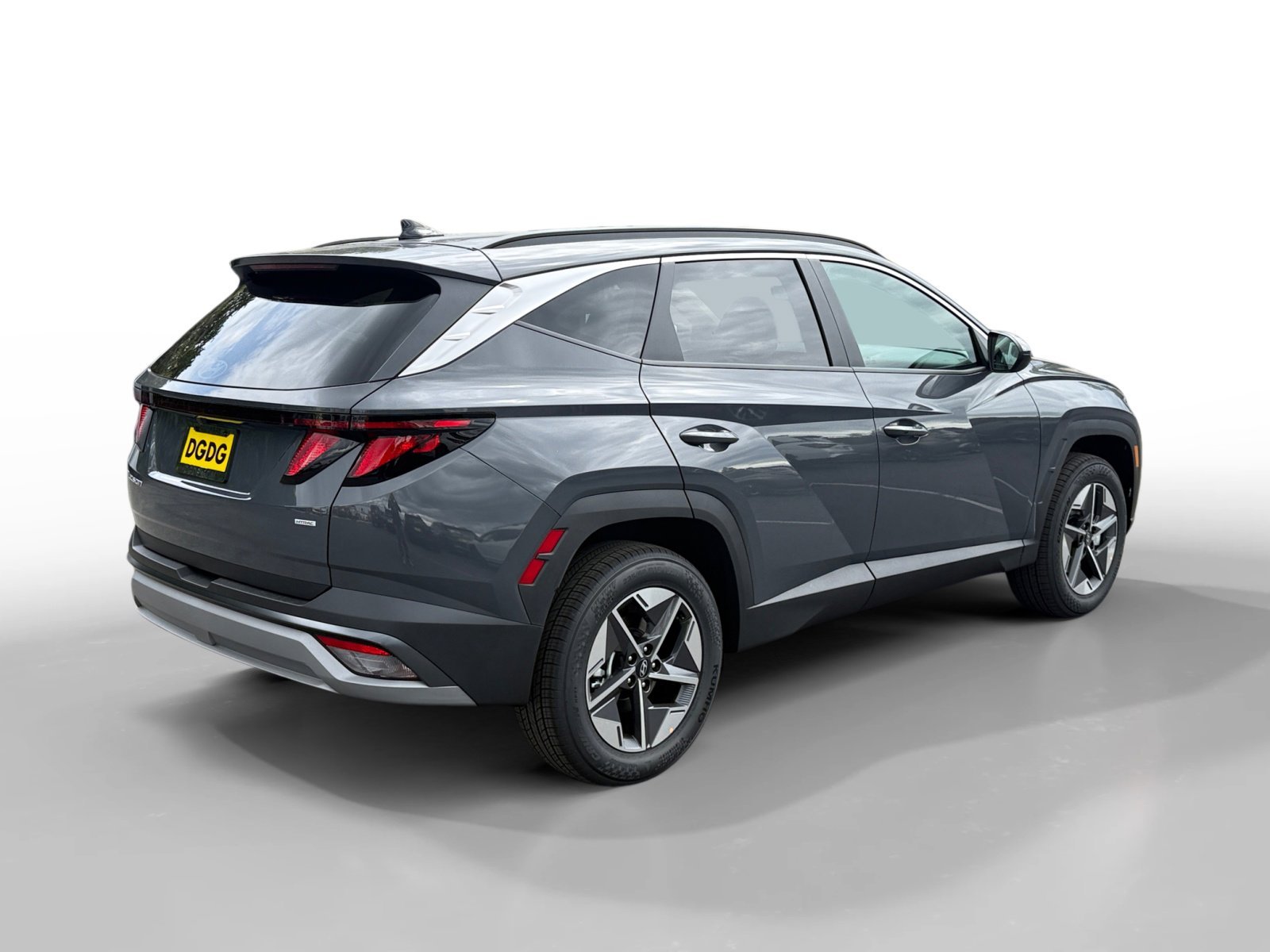New 2026 Ecotronic Gray Hyundai SEL AWD image 5