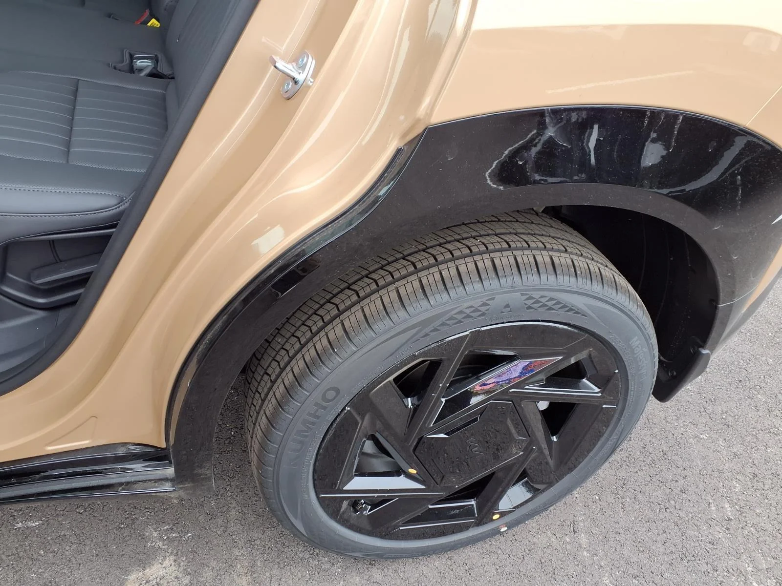 New 2027 Terrain Brown Kia X-Line SX image 13
